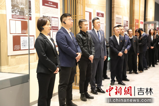 �c���ˆT�^չ�� �O��/�z