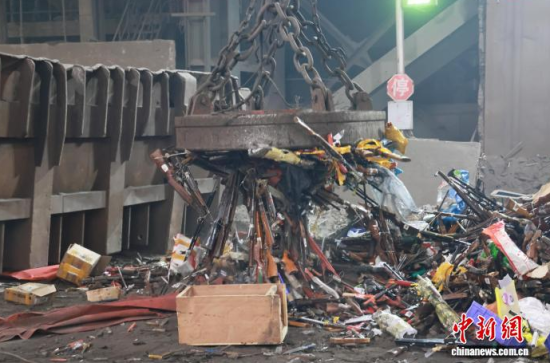 10��29��������ͨ���������N���Ƿ�������Ʒ�F(xi��n)��(ch��ng)����]�] �z