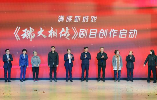 �������������Ŀ��(chu��ng)������(d��ng)������/�z