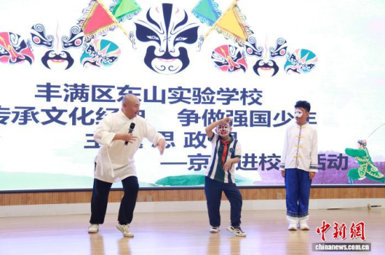 ʷ����(qu��n)(��һ)���ڽo�W(xu��)�������n��(�Y�ψD) �������S�M�^(q��)�|ɽ��(sh��)�(y��n)�W(xu��)У���D