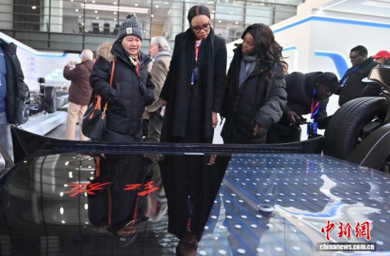 12��16���������L��������F�ɆT���Ї�һ�����^�������� �z