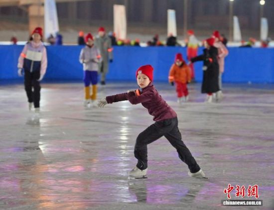 1��6���������L����С�\(y��n)�ӆT���^��չʾ���ӻ��������� �z