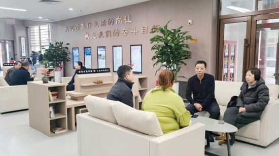 ����ì�ܼm���ҾC�����ġ������ڳɞ�Խ��Խ������^(q��)����ă�(y��u)�x��