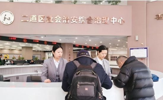 �����^(q��)���(hu��)�ΰ��C���������Ą�(chu��ng)�·���(w��)ģʽ�A��Ⱥ����ه��